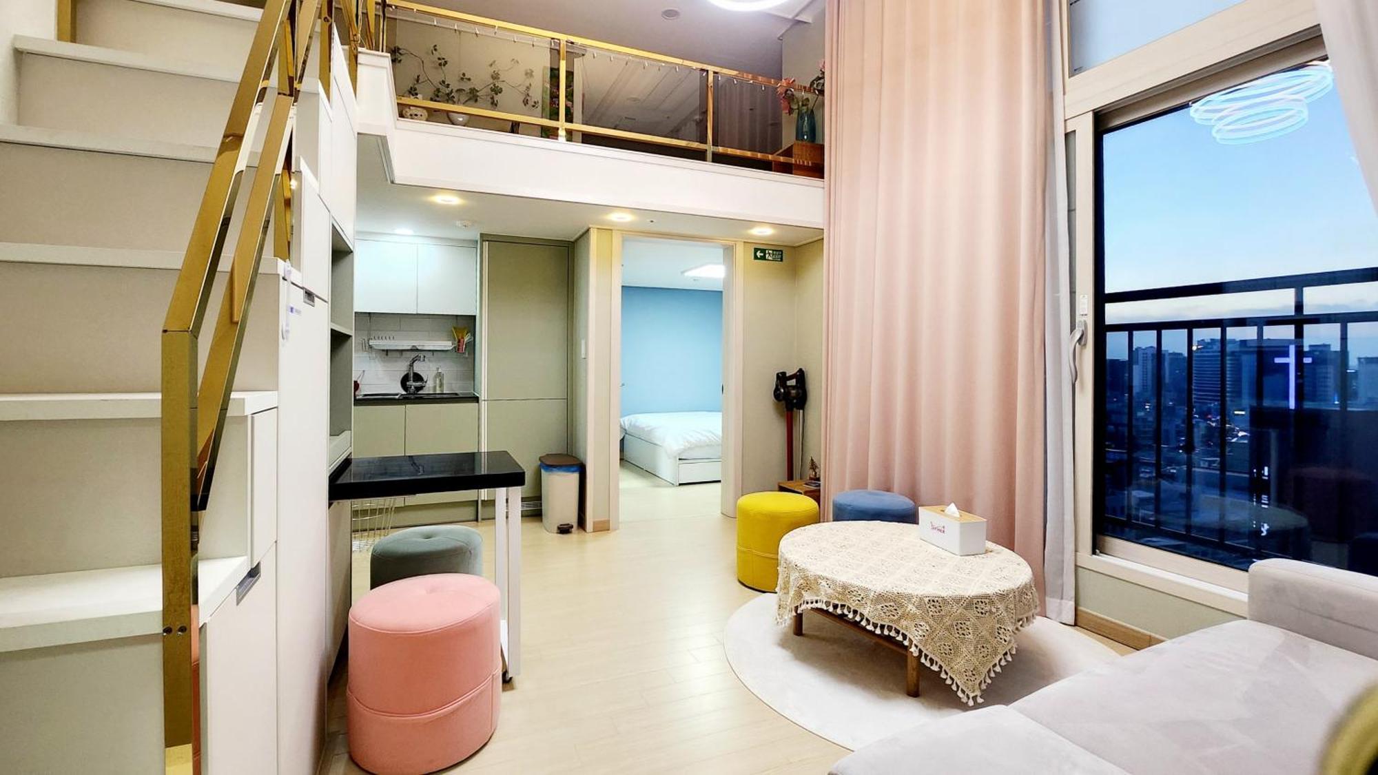 Hongik Sinchon Sirince Apartment