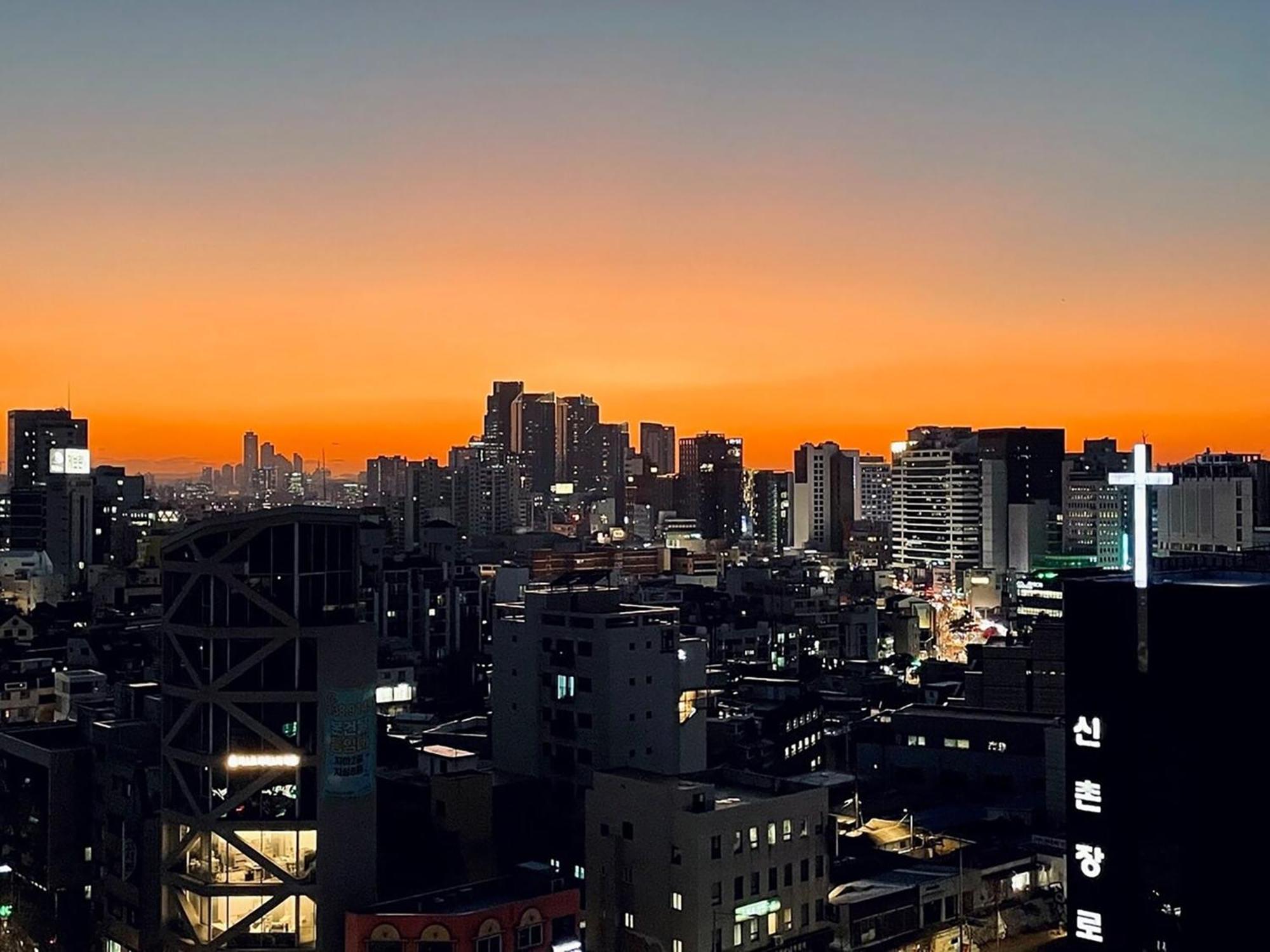 Apartment Hongik Sinchon Sirince